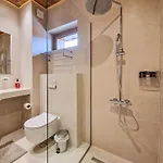 Aquaterra With Hot Pool -