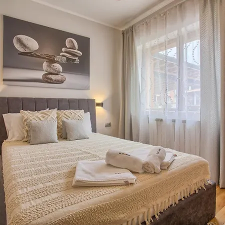 Aquaterra With Hot Pool - * Banya (Blagoevgrad)