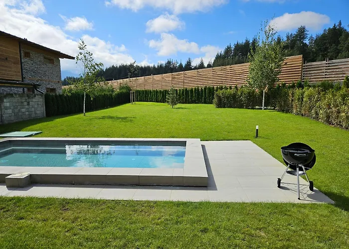 Aquaterra With Hot Pool - בניה