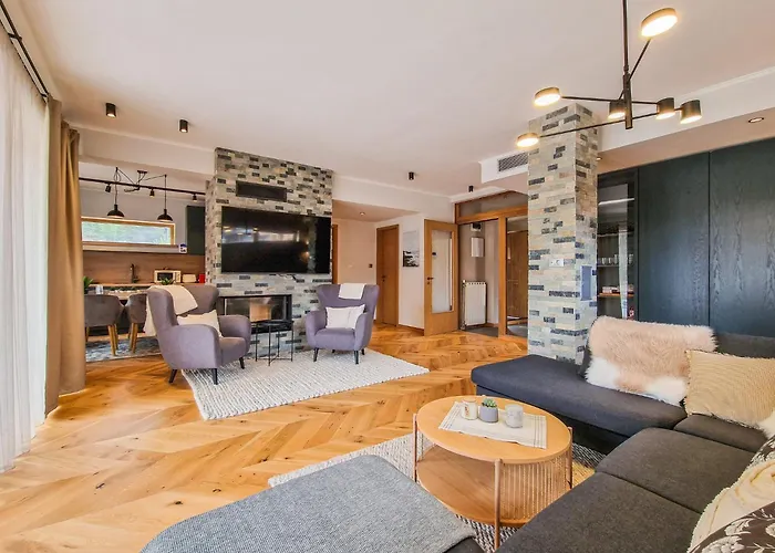 Aquaterra With Hot Pool - וילה