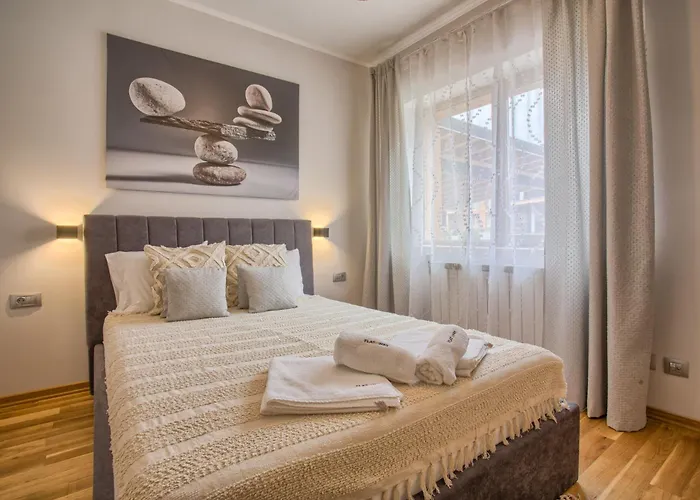 Aquaterra With Hot Pool - * בניה