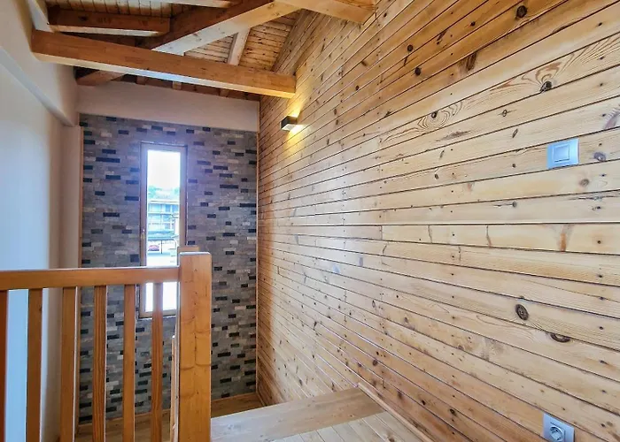 Aquaterra With Hot Pool -